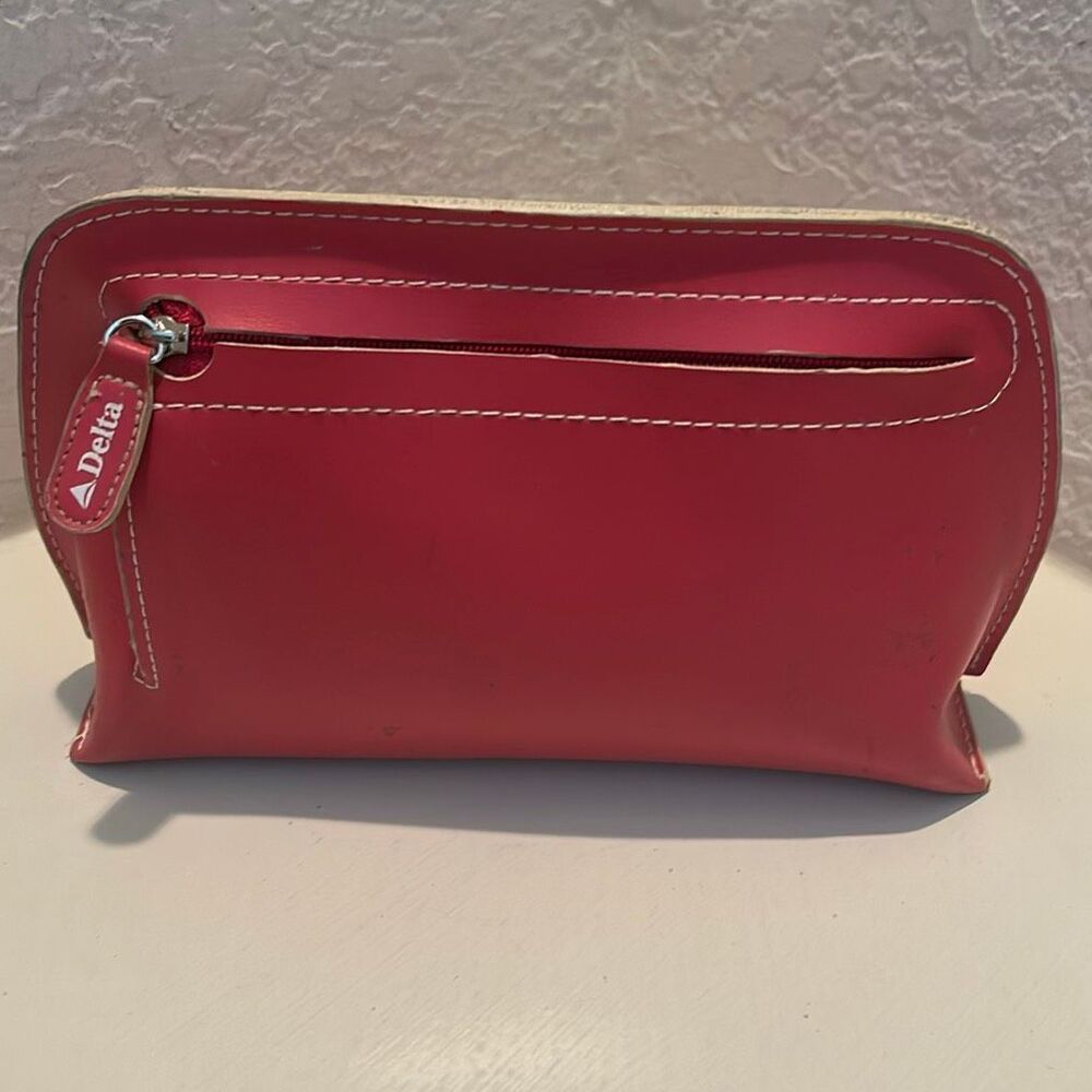 Vintage Delta Airlines Zip Pouch Red Leather Travel Essentials First Class 90s